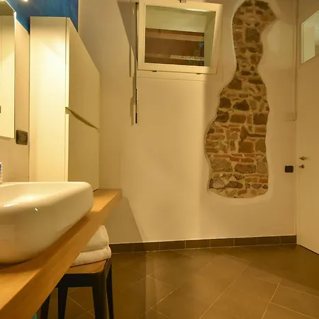 Welc-om Casa A Colori Nel Borgo Apartment