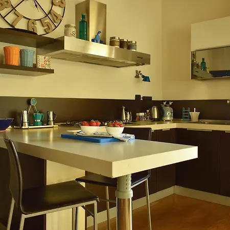 Welc-om Casa A Colori Nel Borgo Apartment